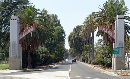 Kearney Boulevard Gates